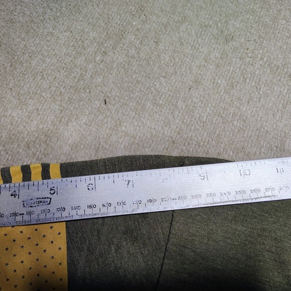 Grunt Style Shirt Mens XL Green Graphic Gas Mask American Flag Sleeve Ghost - Picture 8 of 8